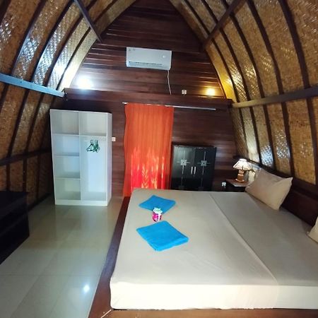 Kelapa Gading Bungalows Gili Air Extérieur photo