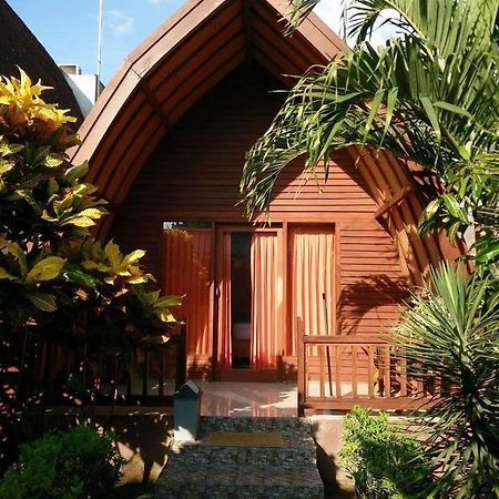 Kelapa Gading Bungalows Gili Air Extérieur photo