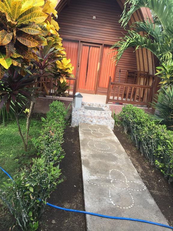 Kelapa Gading Bungalows Gili Air Extérieur photo